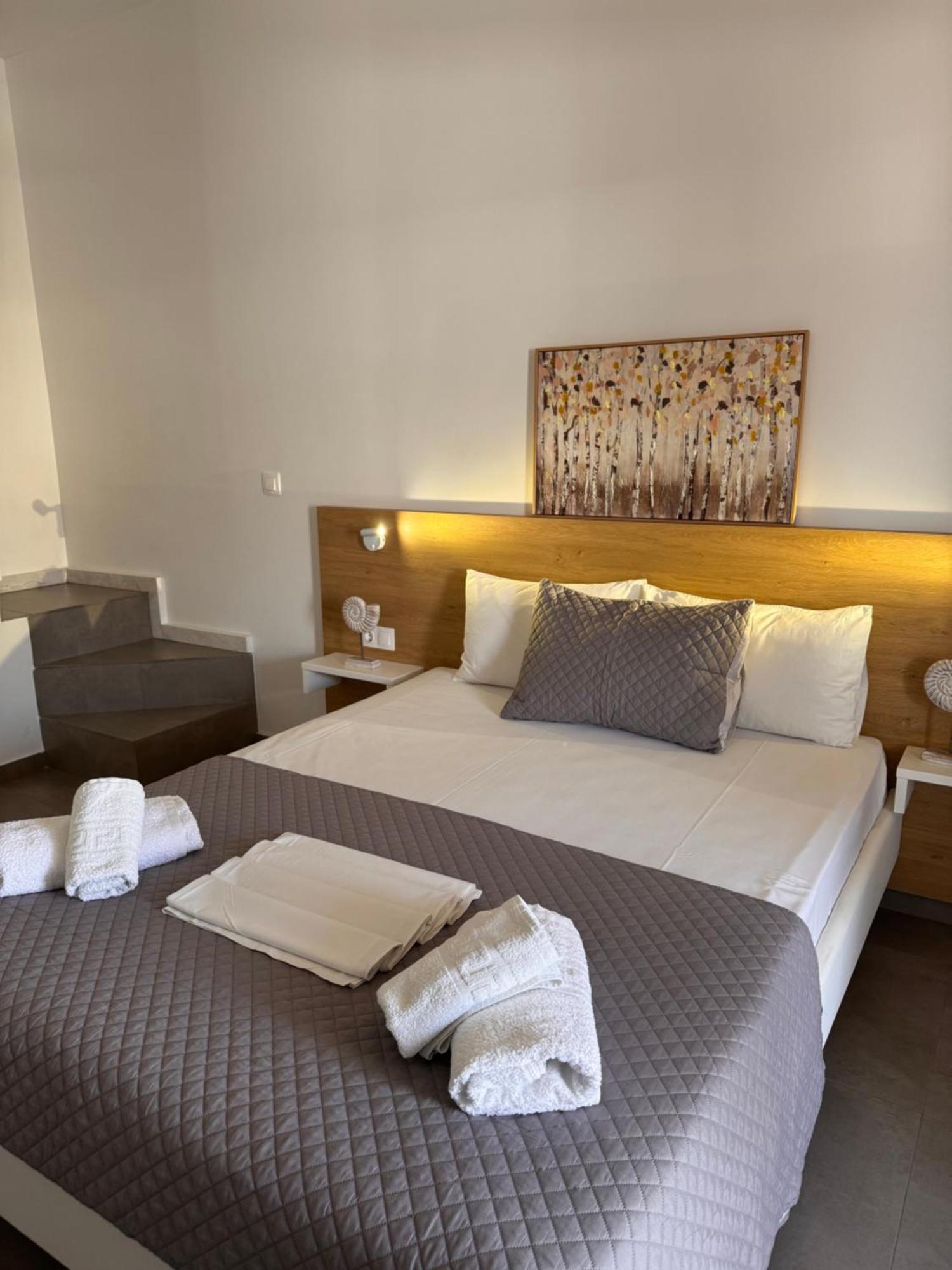 Villa Hara Suites Paralía Eksteriør bilde